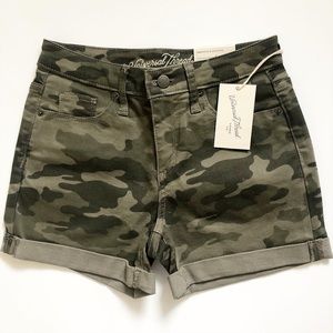 Camo denim shorts size 0 NWT
